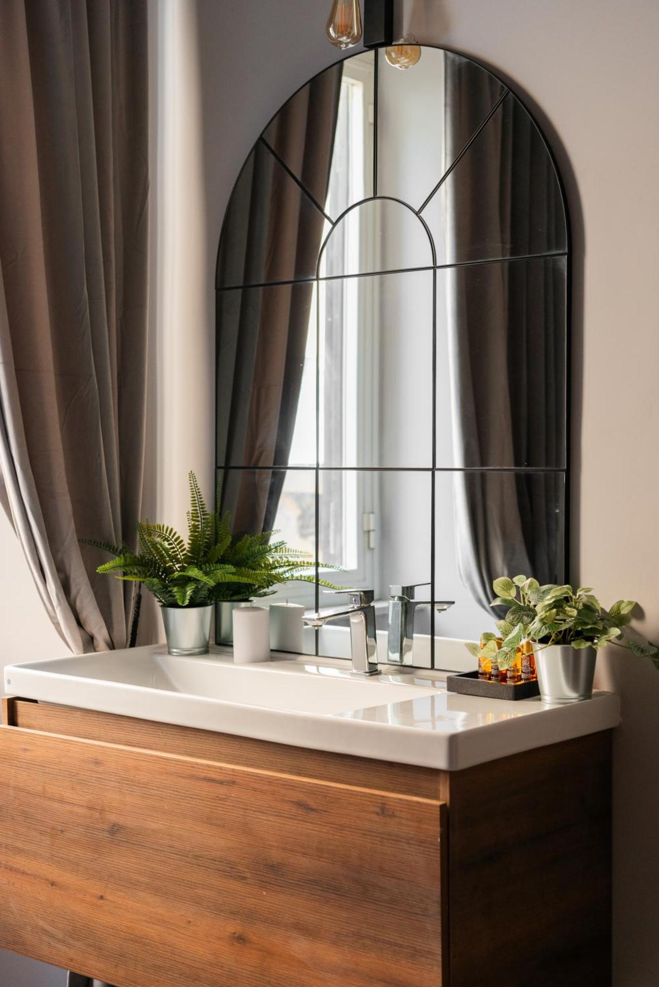 Jacuzzi Termini Apartment Roma Exterior foto