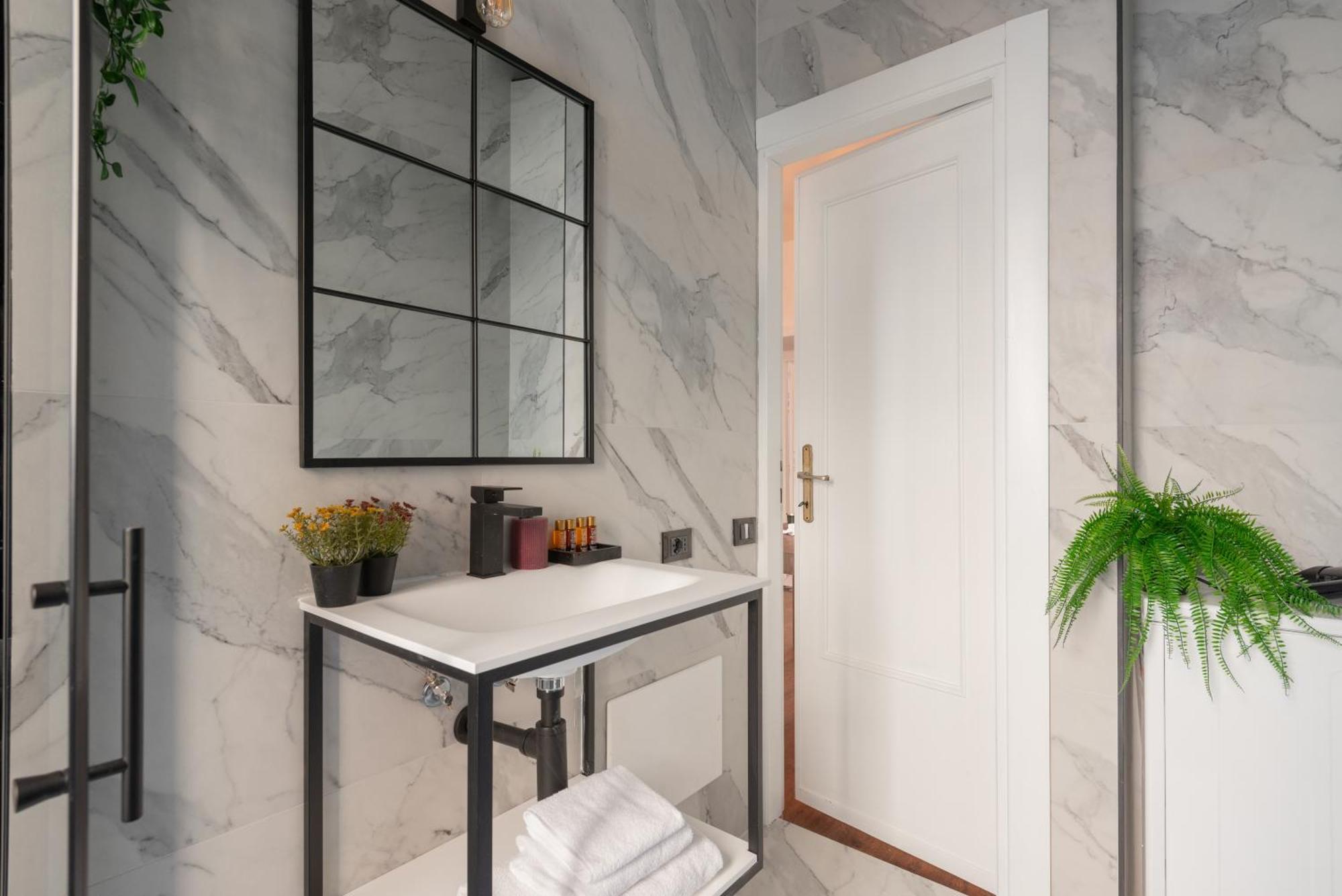 Jacuzzi Termini Apartment Roma Exterior foto